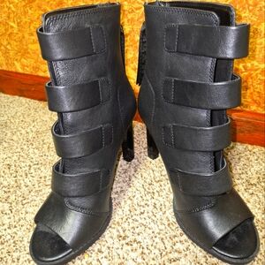 DKNY Women's Bootie